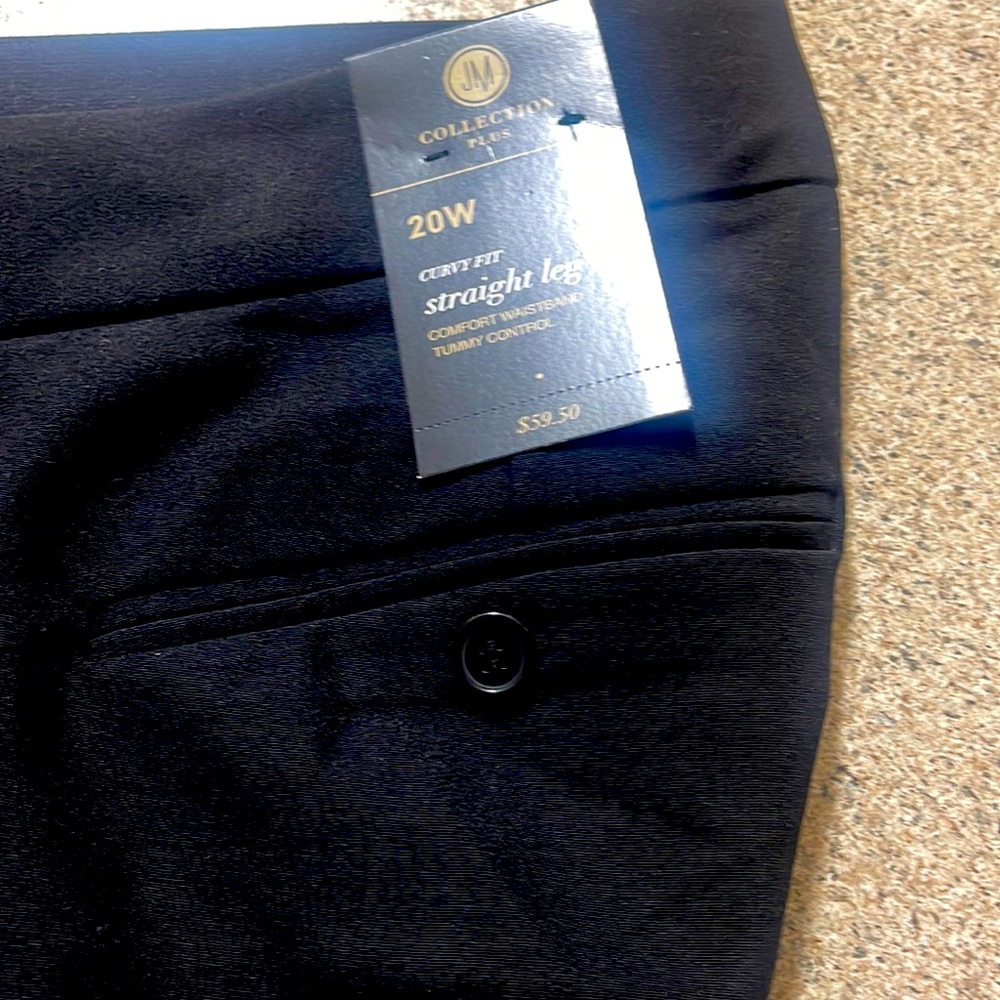 Brand New 20W Black Straight Leg Jeans